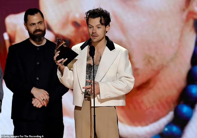 Tranh cãi chiến thắng của Harry Styles trước Beyoncé ở Grammy 2023 - Ảnh 1.