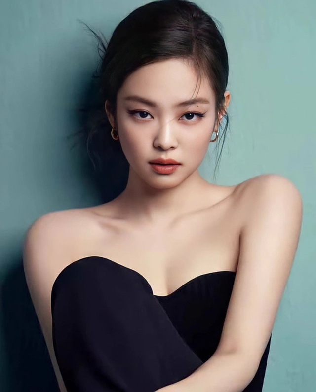 Jennie (BLACKPINK) khoe ảnh style 