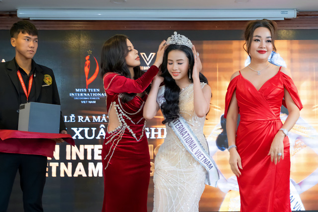 Bùi Vũ Xuân Nghi chính thức tham dự Miss Teen International 2023 tại Campuchia - Ảnh 2.