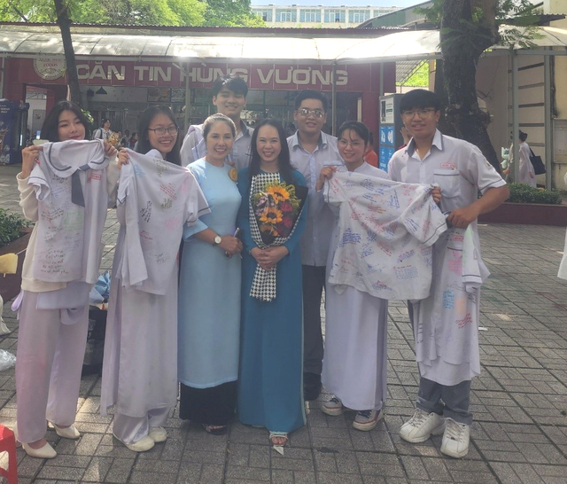 Teen trường THPT Hùng Vương đồng thanh nói lời cám ơn trong ngày trưởng thành - Ảnh 5.