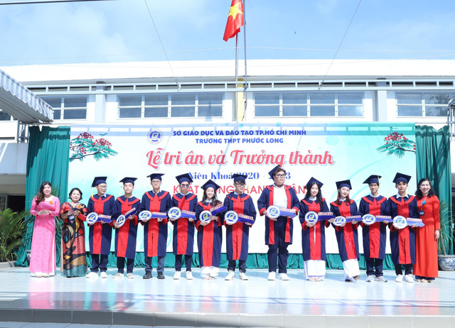 Hình ảnh ấn tượng trong ngày lễ tri ân của teen trường THPT Phước Long - Ảnh 7.