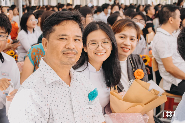Hình ảnh ấn tượng trong ngày lễ tri ân của teen trường THPT Phước Long - Ảnh 4.