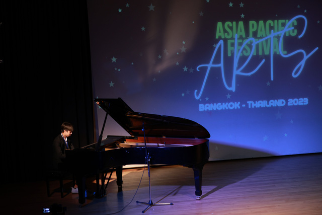 Oscar Vũ giành huy chương vàng, bạc piano tại Thái Lan - Ảnh 4.