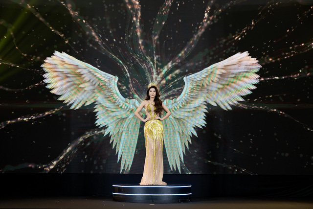 Miss Grand Vietnam 2023: Đoàn Thiên Ân thần thái với đôi cánh hòa bình - Ảnh 5.