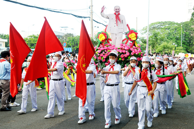 Quốc khánh vui tựu trường - Ảnh 2.