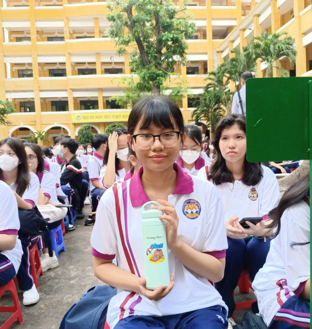 Teen THPT Trưng Vương cùng Quang Đăng chào năm học mới cùng chuyên trang Mực Tím - Ảnh 6.