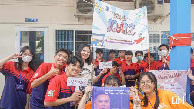 Teen THPT Bùi Thị Xuân háo hức với dàn sao Việt sẽ &quot;đổ bộ&quot; lễ khai giảng - Ảnh 2.