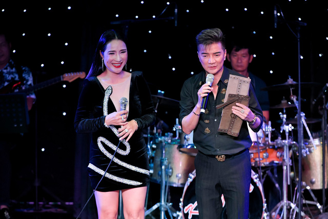 Đàm Vĩnh Hưng và dàn nghệ sĩ Việt tổ chức đêm nhạc gây quỹ, Sĩ Thanh chia sẻ bí quyết giữ dáng - Ảnh 2.