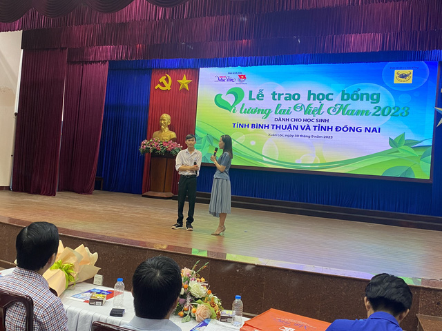 70 câu chuyện đẹp của Bình Thuận, Đồng Nai nhận học bổng Vì tương lai Việt Nam - Ảnh 4.