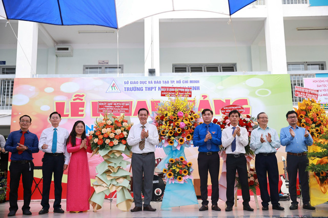 Teen THPT Nguyễn An Ninh hào hứng với lễ diễu hành trong ngày khai giảng - Ảnh 5.