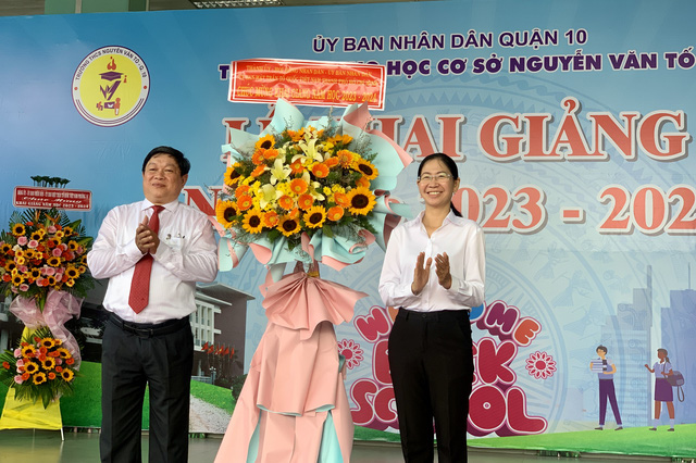 Nô nức ngày khai giảng tại trường THCS Nguyễn Văn Tố - Ảnh 5.