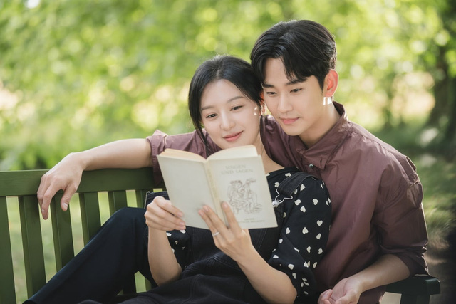 Phim mới của Kim Soo Hyun và Kim Ji Won ấn định ngày lên sóng- Ảnh 2.