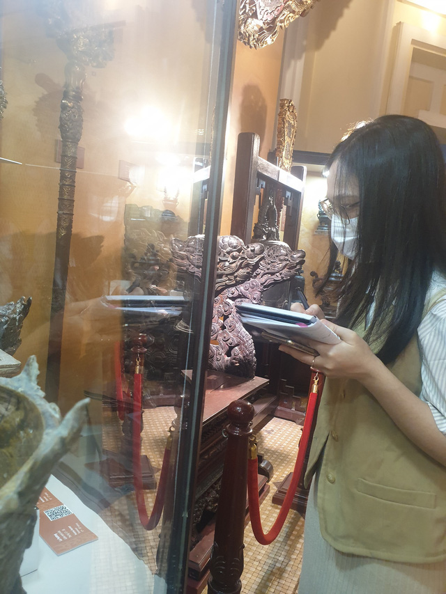 Giới trẻ xem triển lãm rồng Việt tại bảo tàng Lịch sử TP.HCM- Ảnh 3.