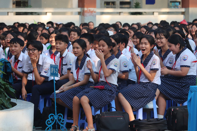 Teen Trường THCS Tân Túc hào hứng tìm hiểu về kháng kháng sinh- Ảnh 3.