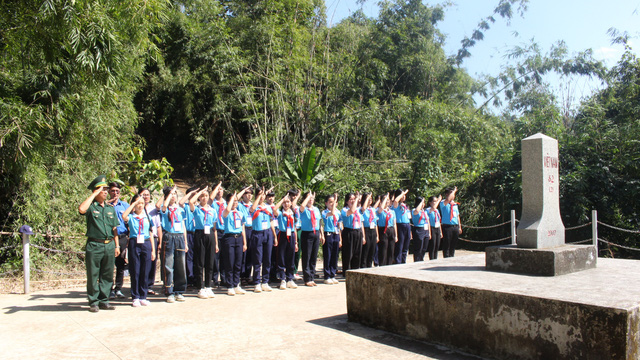 Đội viên TP.HCM trưởng thành hơn qua Hành trình  “Măng non sẵn sàng vì biên giới, biển, đảo” năm 2024- Ảnh 3.