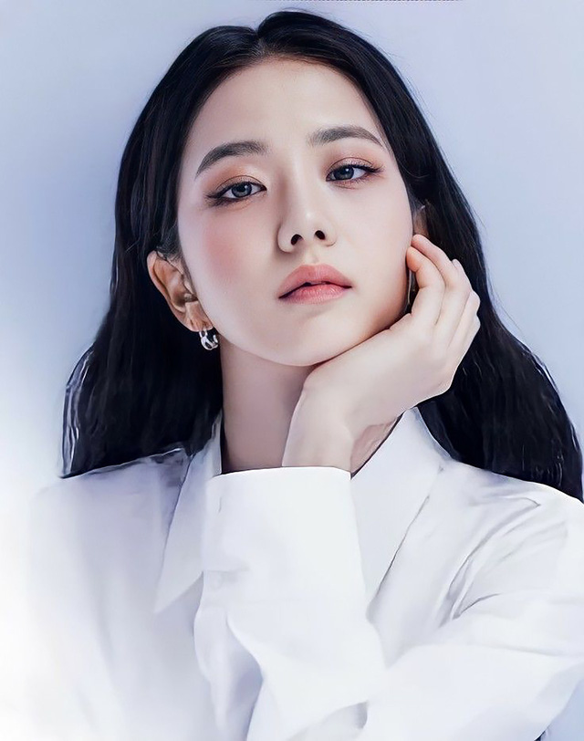 Jisoo (BLACKPINK) miệt mài cameo rồi cũng đến lúc đóng vai nữ chính- Ảnh 1.