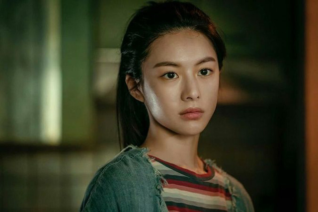 Mỹ nhân Trò chơi tử thần Go Youn Jung - hành trình thoát mác nữ phụ- Ảnh 2.