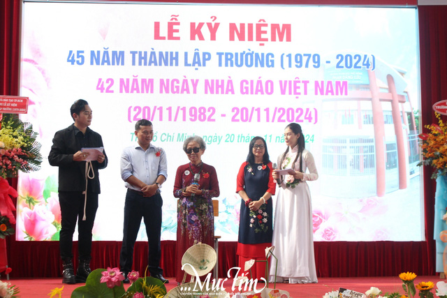 Trường THPT Phan Đăng Lưu mừng sinh nhật tuổi 45- Ảnh 4.