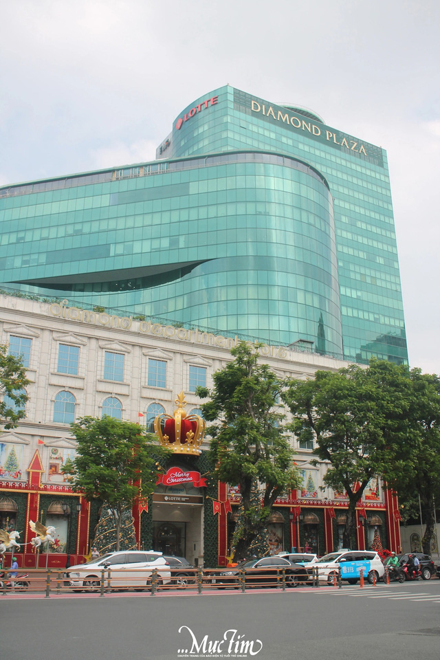 Diamond Plaza 