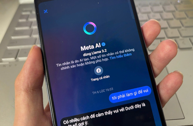 Sử dụng Meta AI trên điện thoại - Ảnh: DUY DƯƠNG