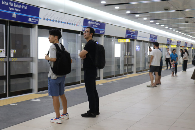 Muốn có chuyến đi metro vui vẻ, an toàn, đừng bỏ qua những lưu ý này- Ảnh 1.