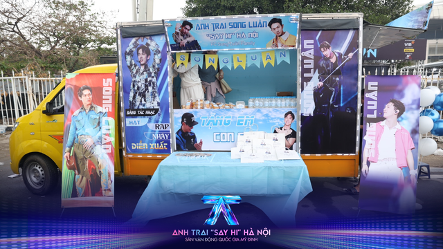 Fan Hà Nội mang food truck tiếp sức Anh trai say hi trước thềm concert tối nay, 7-12- Ảnh 6.