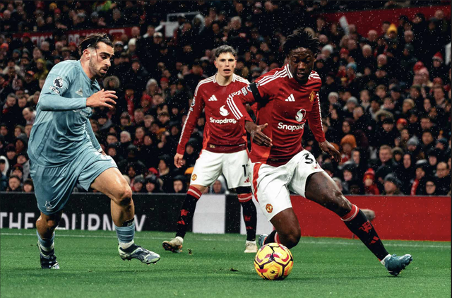 Man United thất bại, Onana thành tâm điểm chỉ trích- Ảnh 1.