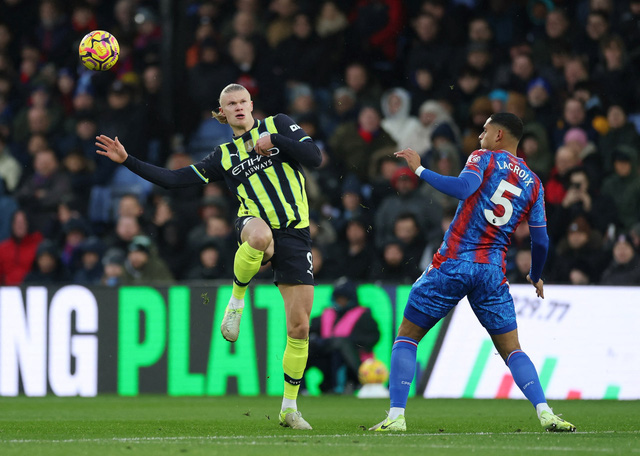 Tin thể thao ngày 8-12: Man City thoát thua; Barcelona đánh rơi chiến thắng- Ảnh 2.