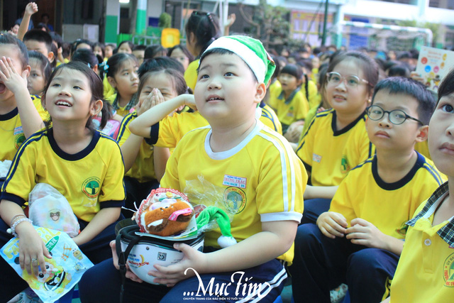 Đi bộ sang đường an toàn cùng học trò Trường tiểu học Trưng Trắc- Ảnh 16.