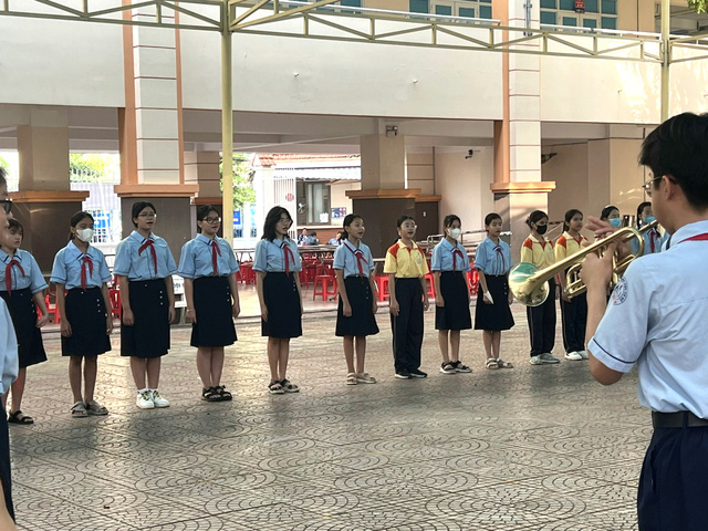 Trường THCS Tân Tạo (Quận Bình Tân) đang lo lắng về lực lượng tham gia nghi thức Đội cấp thành - ẢNH: NGUYỄN PHÁT.