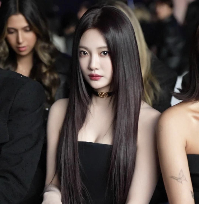 Hanni (NewJeans), Joy (Red Velvet) chiếm spotlight tại Tuần lễ thời trang Milan- Ảnh 3.