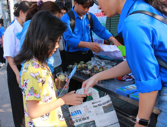 Tuổi trẻ quận Gò Vấp thực hiện hoạt động ý nghĩa vì môi trường- Ảnh 1.