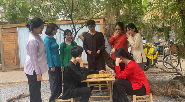 Teen Trường THCS, THPT Quang Trung Nguyễn Huệ diễn bi kịch để học văn- Ảnh 2.