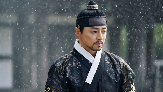 Những cái tên trượt đề cử Baeksang, Kim Ji Won gây tiếc nuối nhất- Ảnh 6.