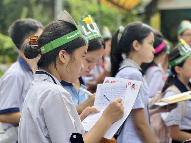 Học cách thiết kế tour du lịch TP.HCM tại vòng chung kết giải Lê Quý Đôn- Ảnh 3.