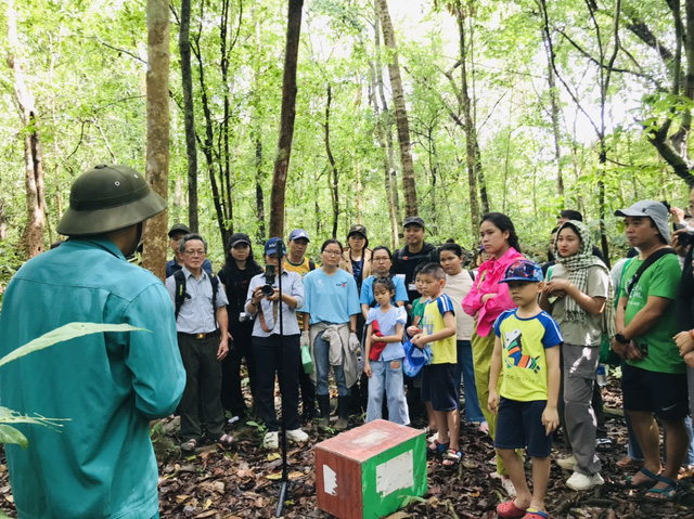 Bella Vũ thả động vật về tự nhiên, Vườn quốc gia Cát Tiên hé lộ tour hè - Ảnh 5.