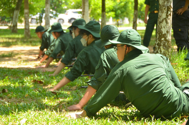 Đây rồi, học kỳ Quân đội 2024 của Nhà văn hóa Thanh niên TP.HCM- Ảnh 6.