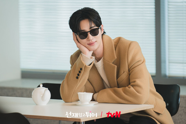 Nam thần Lovely runner Byeon Woo Seok phủ sóng ở nhiều lĩnh vực- Ảnh 4.