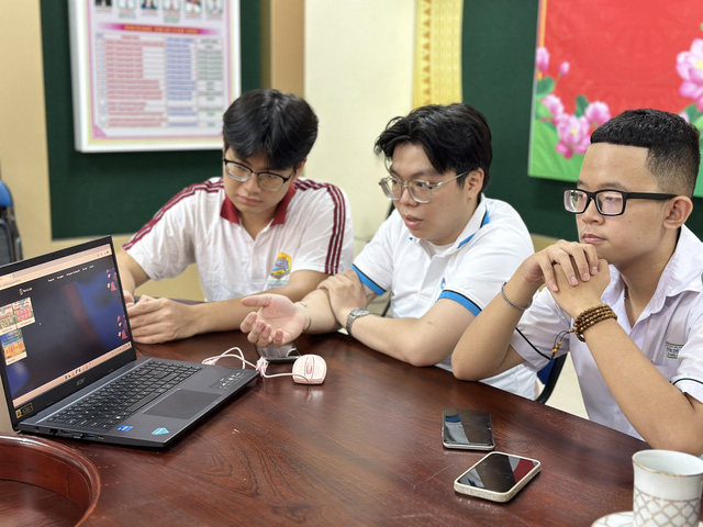 Web giúp học giỏi hóa, lý, tin do teen Trường THPT Nguyễn Chí Thanh sáng lập- Ảnh 5.