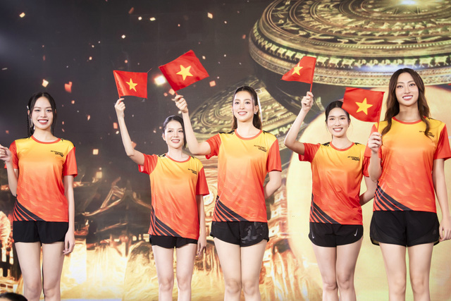 Lương Thùy Linh tham gia giải chạy Strong Vietnam Vũng Tàu 2024- Ảnh 2.