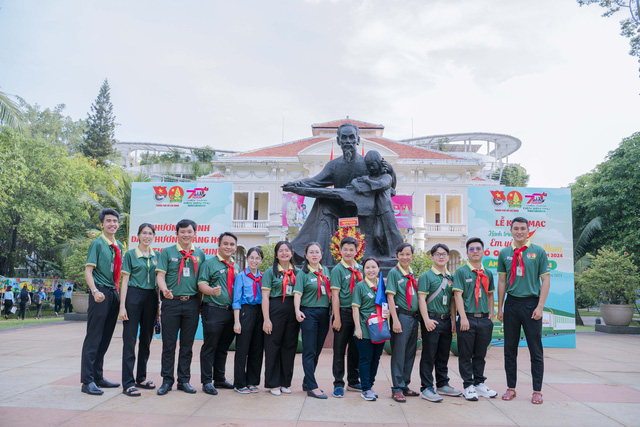 Hành trình Em yêu Tổ quốc Việt Nam chính thức khởi hành- Ảnh 16.