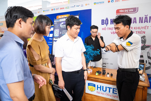 Tân Quán quân HUTECH Startup Wings 2024 gọi tên 