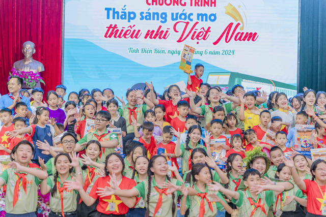 Hành trình Em yêu Tổ quốc Việt Nam: thắp sáng ước mơ thiếu nhi- Ảnh 1.
