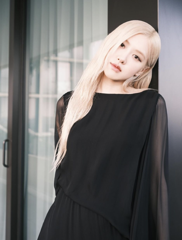 Rosé thảo luận hợp đồng solo; Riize và bộ đôi Seventeen phát hành MV cùng ngày- Ảnh 1.