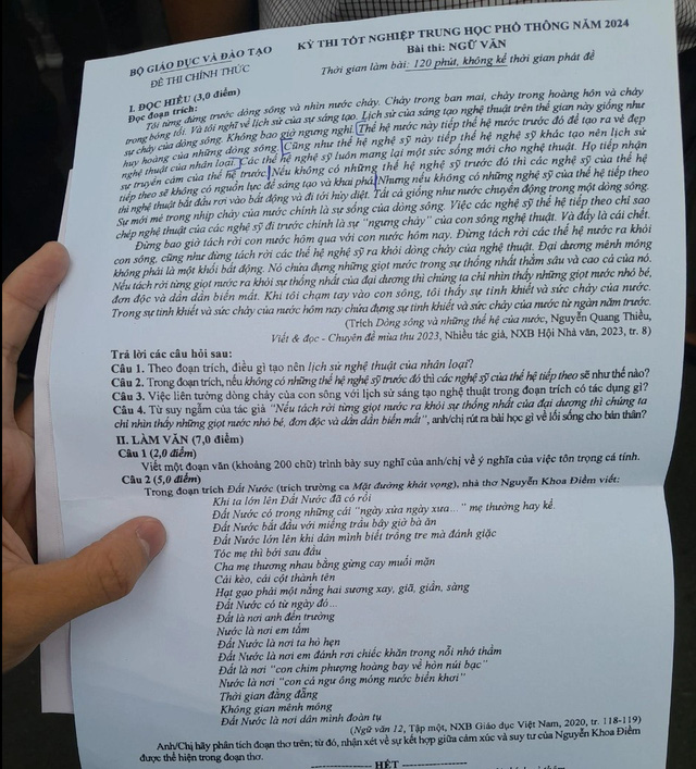 Đề văn ra về tác phẩm Đất nước, nhiều thí sinh hớn hở vì "trúng tủ"- Ảnh 1.