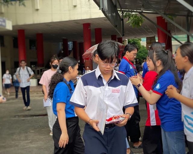 Lịch thanh toán trực tuyến xét tuyển đại học của 63 tỉnh, thành- Ảnh 1.