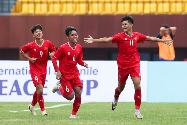 Đánh bại U16 Nhật Bản, U16 Việt Nam trở thành Á quân U16 Quốc tế Peace Cup 2024- Ảnh 1.