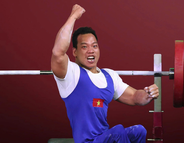 Paralympic 2024: Lê Văn Công giành huy chương đồng đầu tiên cho đoàn Việt Nam- Ảnh 1.