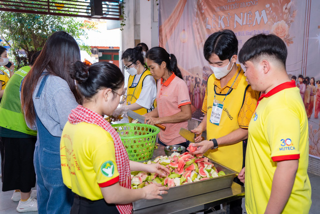 Không gian Hàn Quốc thu nhỏ tại HUTECH để sinh viên giao lưu, khám phá- Ảnh 6.