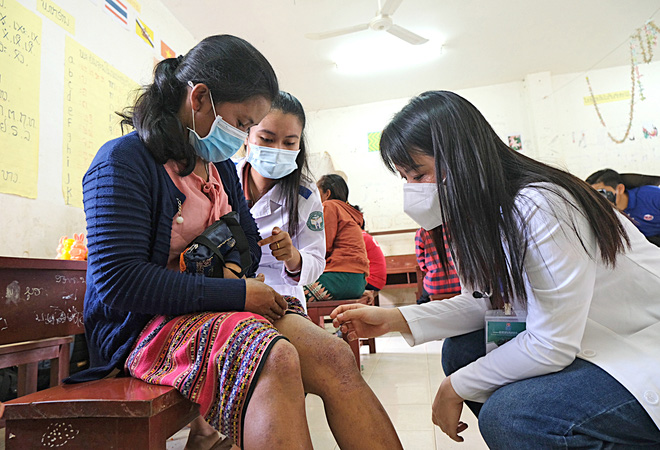 Đại sứ Lào tại Việt Nam Sengphet Houngboungnuang: Quan hệ Việt - Lào là kiểu mẫu trong sáng có một  - Ảnh 1.